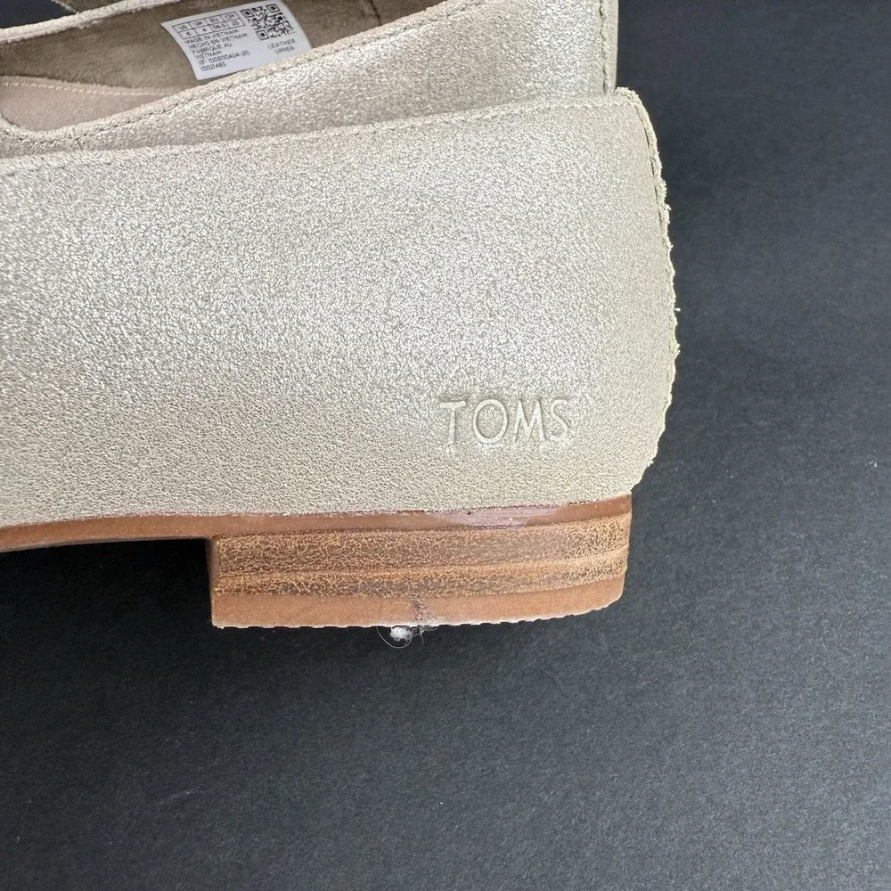 TOMS Women's Bianca‎ Suede Mary Jane Flats Beige Gold Size 6 Festive